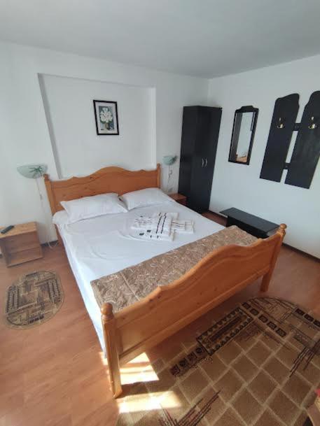 Camere De Inchiriat Edelweiss Dumbrava Roşie Exterior foto